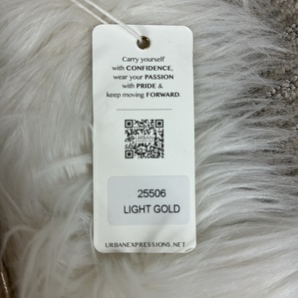 Urban Expressions Gold Stormi Crossbody Clutch Purse NWT - Picture 6 of 15